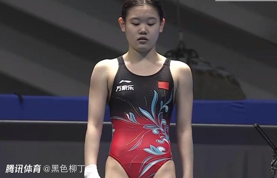 韩国大尺度吃奶做爰电影下女